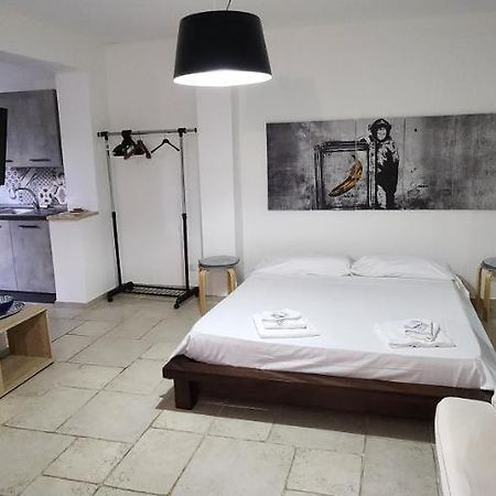 Apartment Simone Lecce Exteriör bild